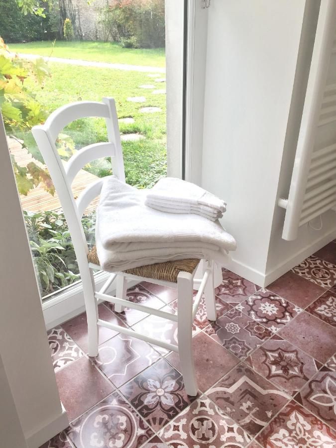 Les Gites Du Clos Saint-Martin Maule Zewnętrze zdjęcie